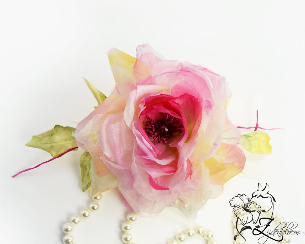 spanning Absorberend bewaker Zijden corsages (grote bloemen15-25 cm) | zijdenbloem
